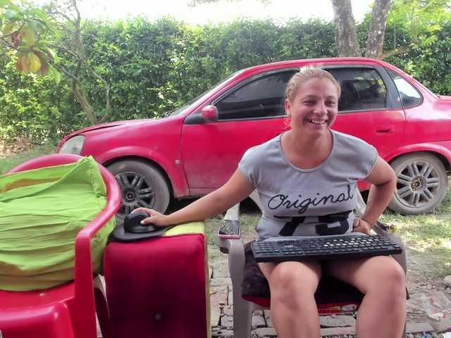 hotandfierylatinos2025's BongaCams show and profile