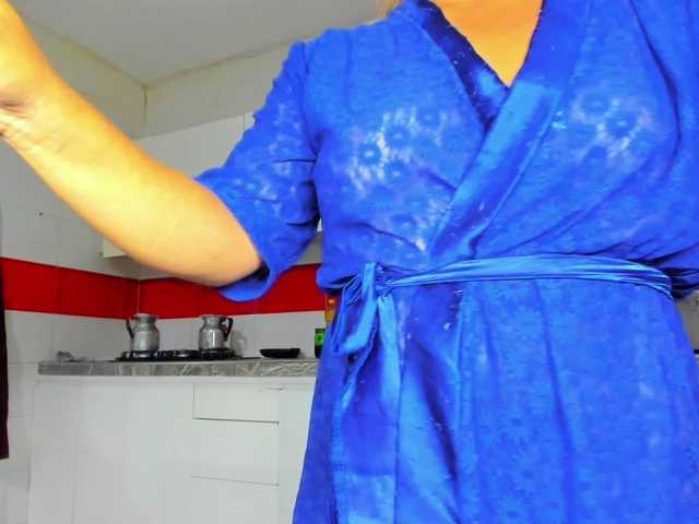 hotandfierylatinos2025's BongaCams show and profile