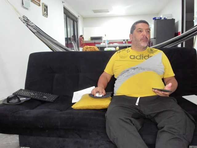 hotandfierylatinos2025's BongaCams show and profile