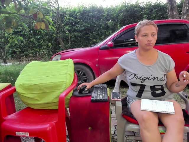 hotandfierylatinos2025's BongaCams show and profile