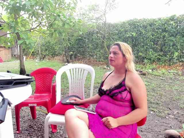 hotandfierylatinos2025 webcam