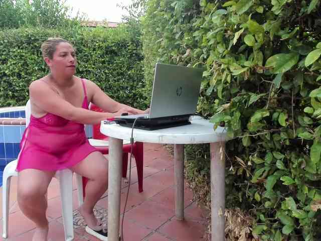 hotandfierylatinos2025 webcam