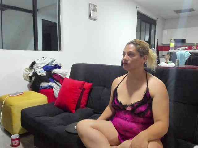 hotandfierylatinos2025 webcam