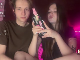 titsDestroy2007 Porn Show