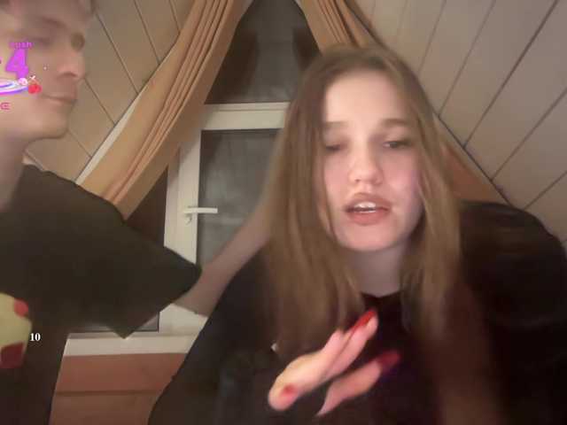 titsDestroy2007 from BongaCams