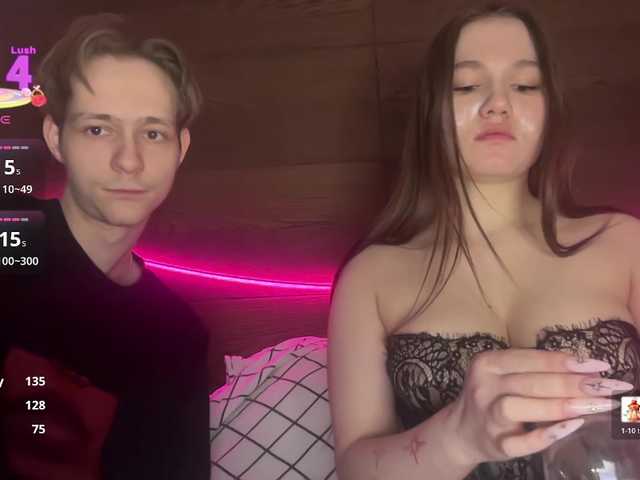 titsDestroy2007 live room