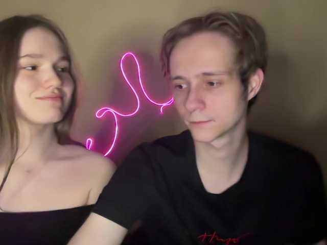  titsDestroy2007 chat room