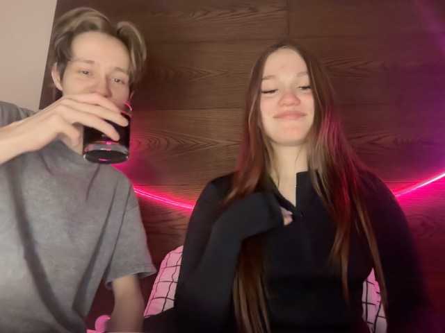 titsDestroy2007 room chat