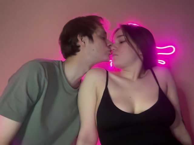 titsDestroy2007's BongaCams show and profile