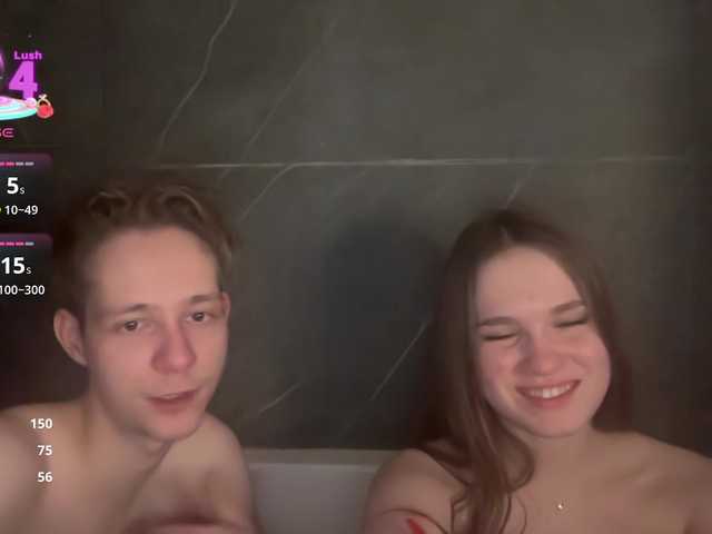 titsDestroy2007 live cam