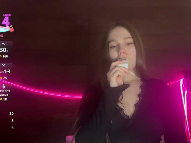 titsDestroy2007's BongaCams show and profile