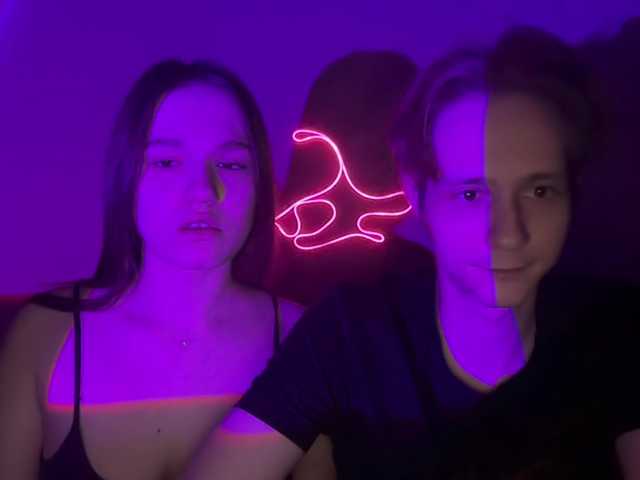  titsDestroy2007 chat room