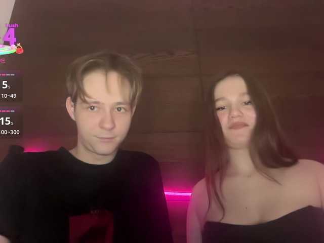 titsDestroy2007 live room