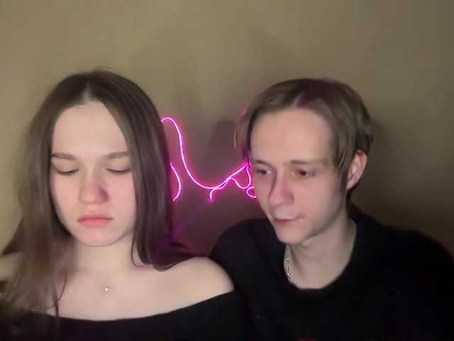  titsDestroy2007 chat room