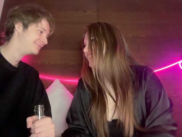 titsDestroy2007's BongaCams show and profile