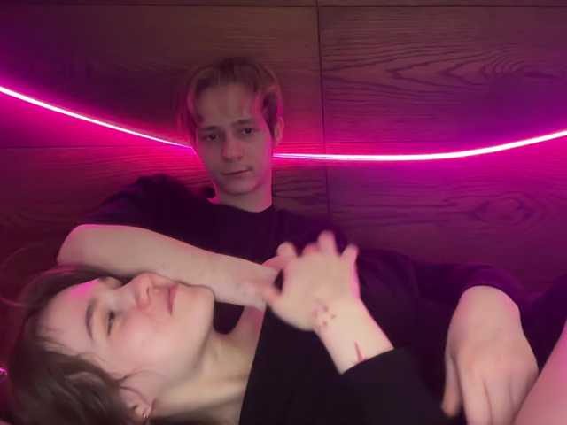 titsDestroy2007 webcam