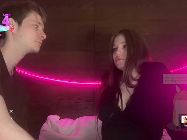 Live with titsDestroy2007 on FliCam