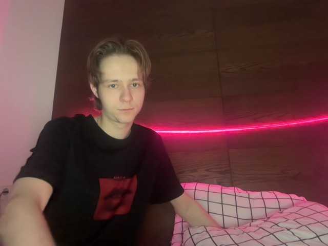 titsDestroy2007 – webcam model profile photo