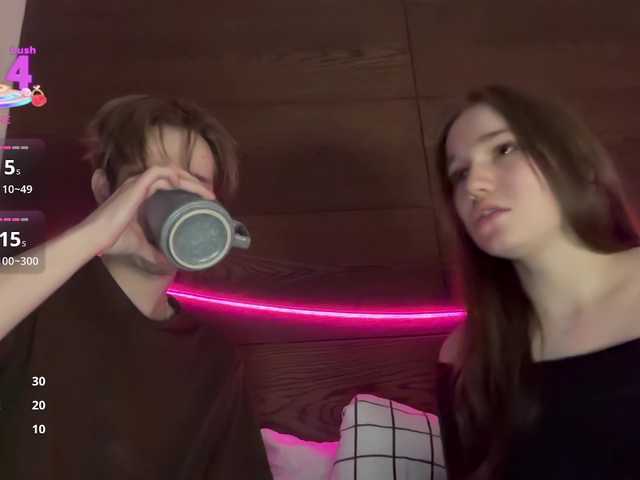 Live with titsDestroy2007 on FliCam