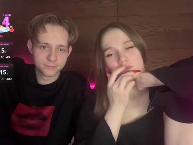 titsDestroy2007 live room