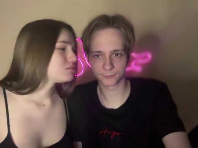  titsDestroy2007 chat room