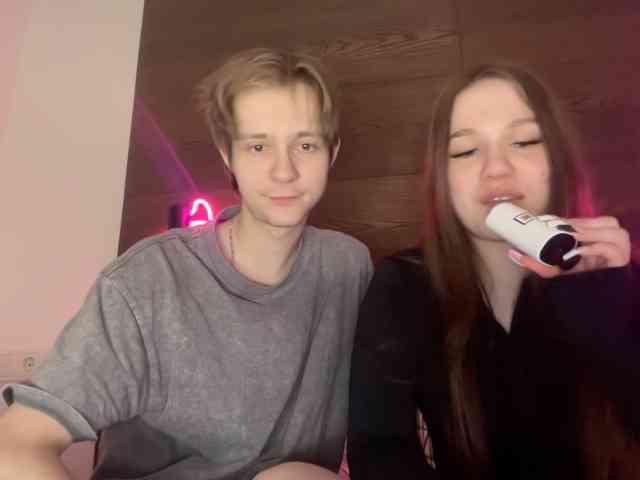 titsDestroy2007 webcam