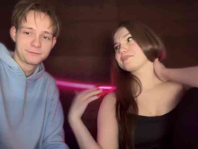 titsDestroy2007 webcam