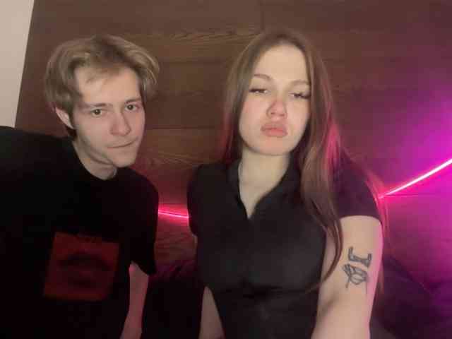 titsDestroy2007 webcam