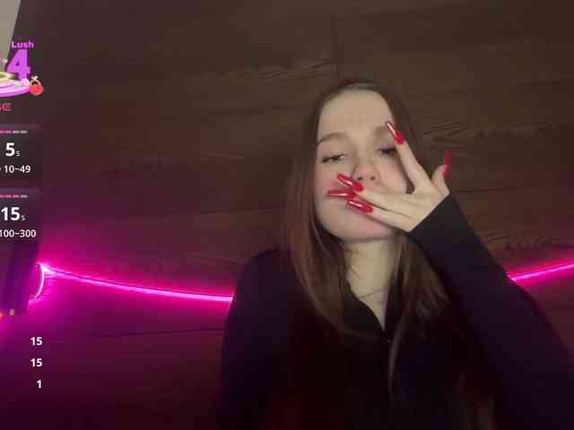 titsDestroy2007 webcam