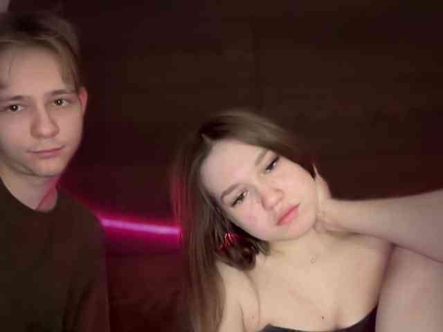 titsDestroy2007 webcam