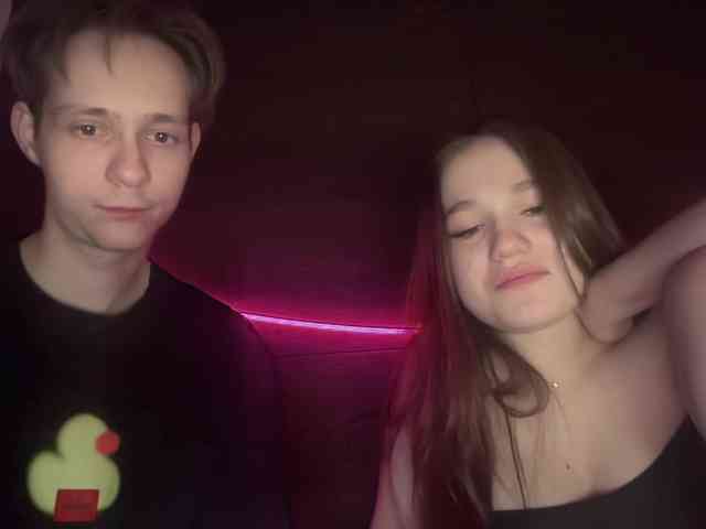 titsDestroy2007 webcam