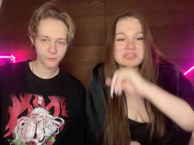 titsDestroy2007 webcam