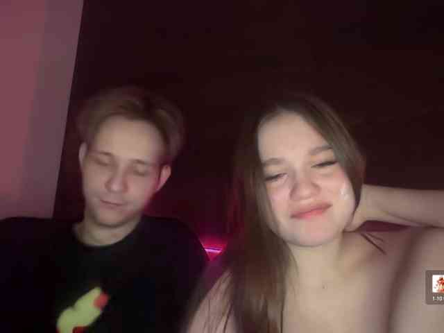 titsDestroy2007 webcam