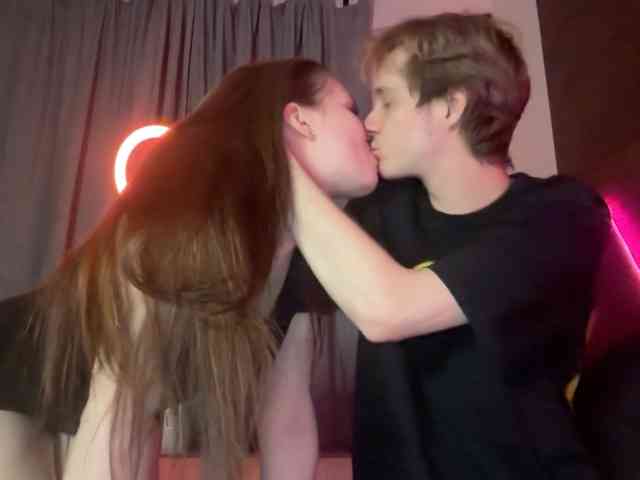 titsDestroy2007 bongacams