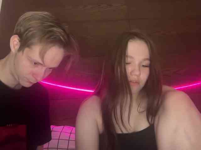 titsDestroy2007 webcam