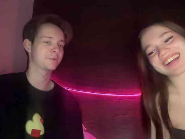 titsDestroy2007 webcam