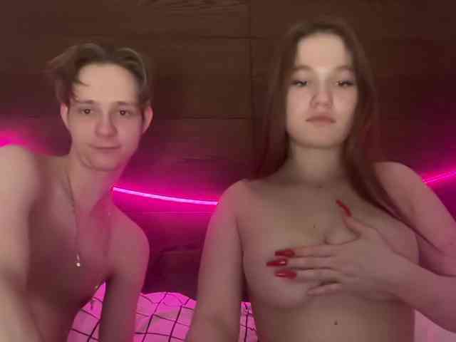 titsDestroy2007 webcam