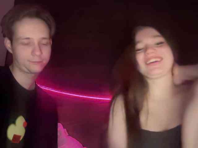 titsDestroy2007 webcam