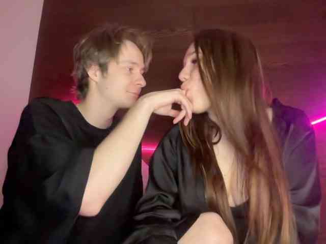 titsDestroy2007 webcam