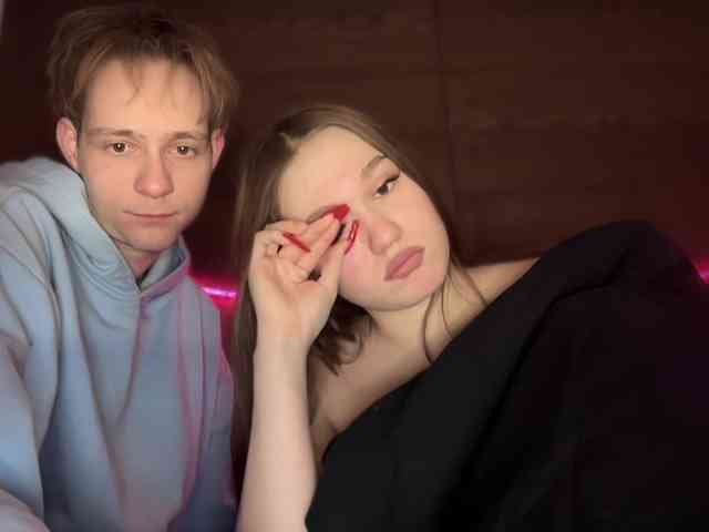 titsDestroy2007 webcam