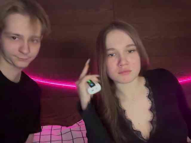 titsDestroy2007 webcam