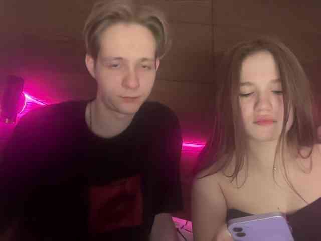 titsDestroy2007 webcam