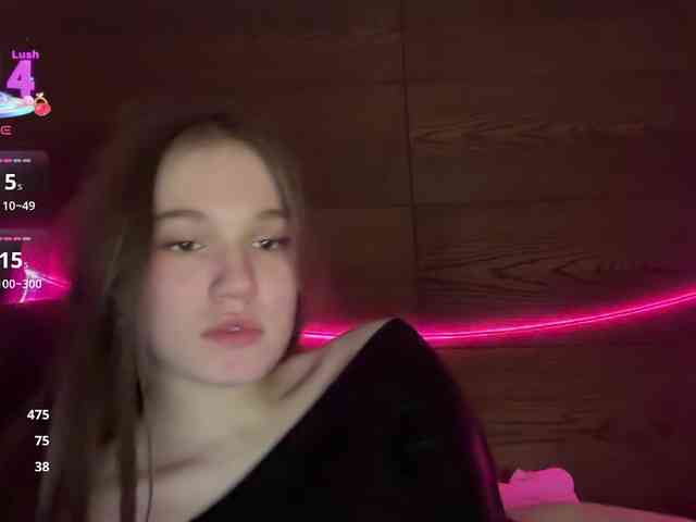 titsDestroy2007 webcam