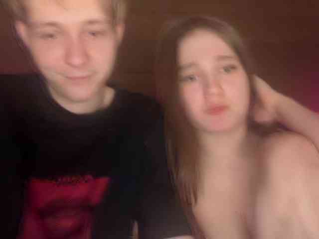 titsDestroy2007 webcam