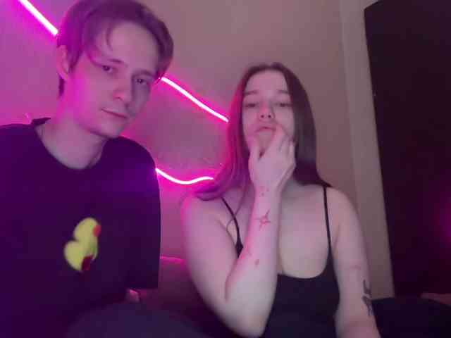 titsDestroy2007 webcam