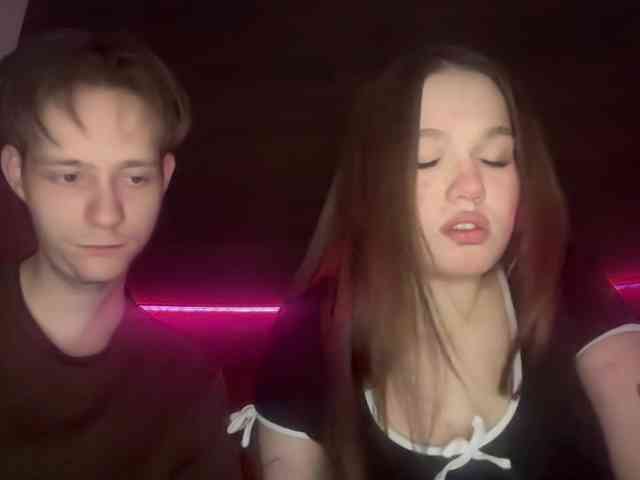 titsDestroy2007 webcam