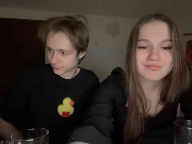 titsDestroy2007 webcam