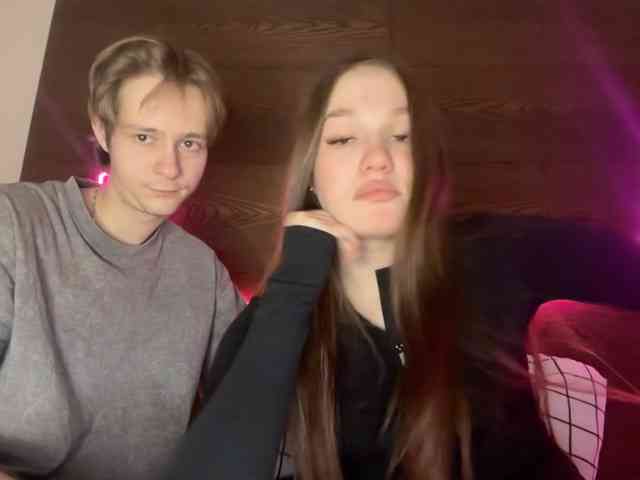 titsDestroy2007 webcam