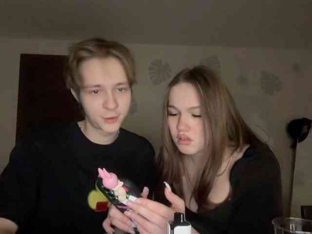 titsDestroy2007 webcam