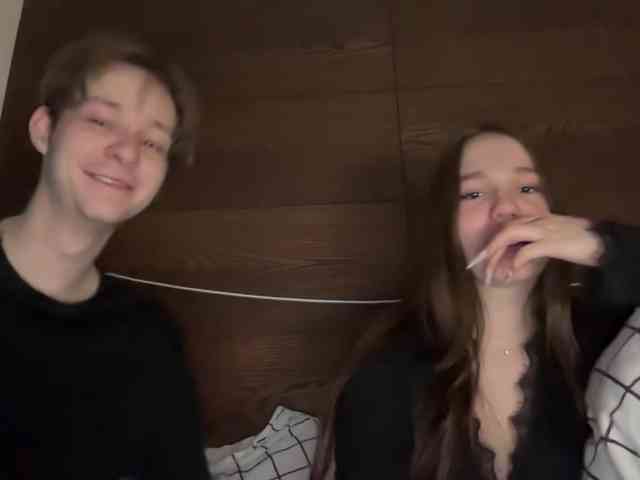 titsDestroy2007 webcam